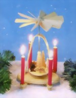 Zeige Details für Holz-Pyramide
 Bild von Holz-Pyramide